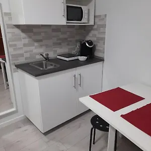 Appartamento Your Independent With Parking, Lecco
